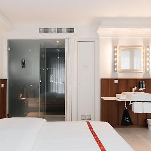 Kamer met een King Size Bed